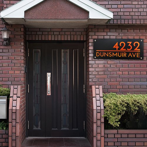 blackish house  sideA→ ←sideZ 15 Chic Black Houses That'll Make You Want to Come to the